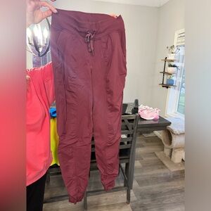 Lululemon joggers